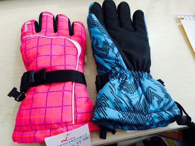 女性スキー手袋2015five指格子縞のパターン高品質のスポーツ手袋工場-その他手袋、ミトン問屋・仕入れ・卸・卸売り