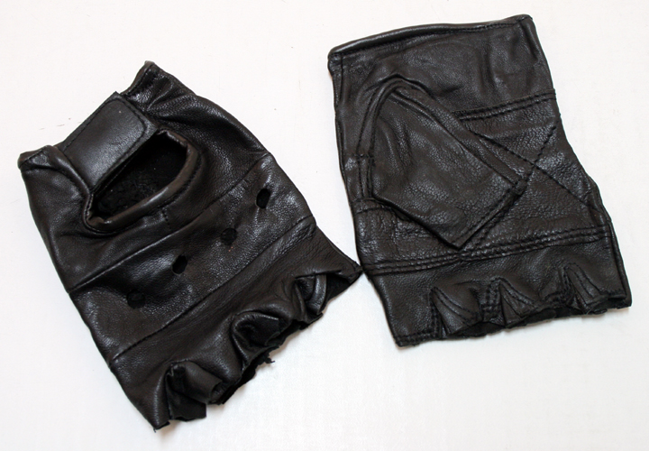 リストストラップ付き指なし革手袋-皮手袋、ミトン問屋・仕入れ・卸・卸売り