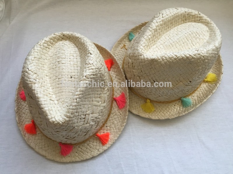 夏わら手作りfedoraの帽子でタッセルに飾るための女の子-麦わら帽子問屋・仕入れ・卸・卸売り