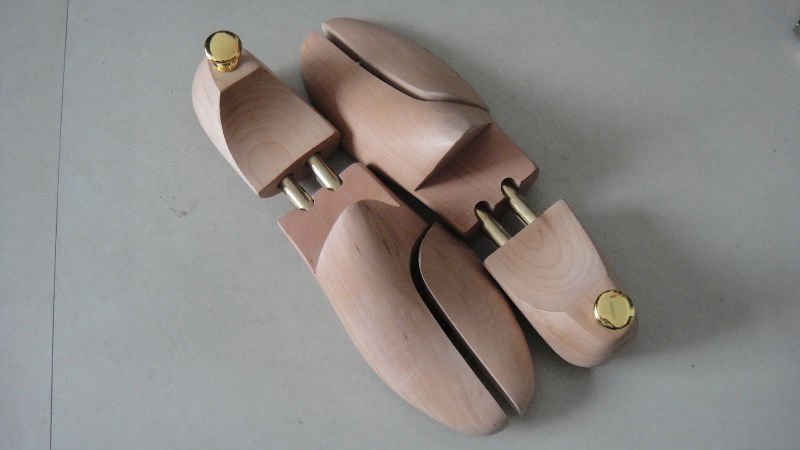 ヒマラヤスギの木製の靴の木-シューキーパー問屋・仕入れ・卸・卸売り