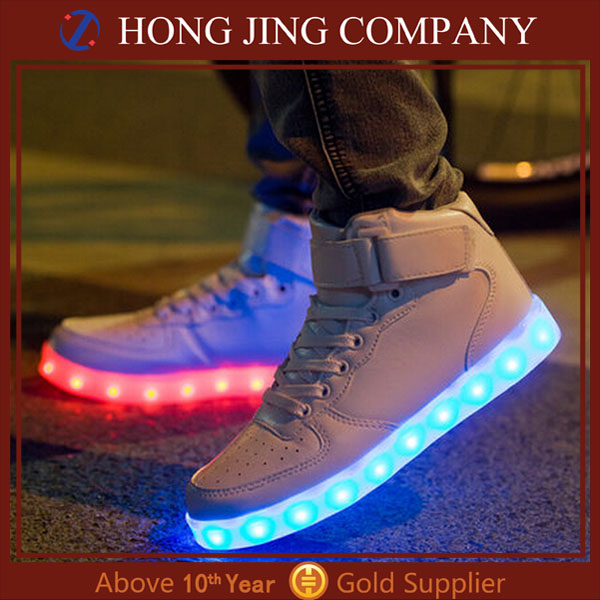 led発光ラバーソールスニーカー-スポーツシューズ問屋・仕入れ・卸・卸売り