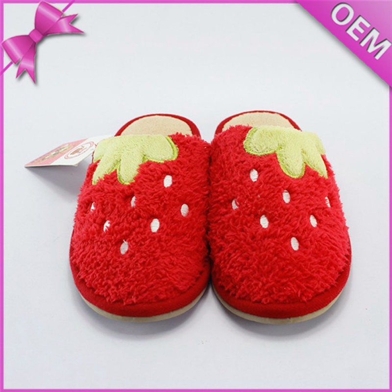 Oemラブリー赤いイチゴ形ぬいぐるみフルーツスリッパ靴とてもかわいいsofrスリッパ用女性-スリッパ問屋・仕入れ・卸・卸売り