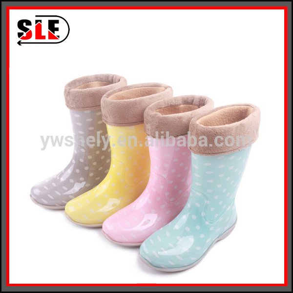カラフルなかわいい年下女性ファッションブーツ女性暖かい雨のウォーターシューズ-レインブーツ問屋・仕入れ・卸・卸売り
