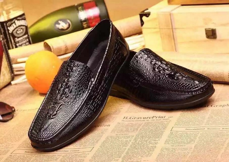 古典的なブランドの高品質のワニ皮中国からメンズのデザイナーの靴-カジュアルシューズ問屋・仕入れ・卸・卸売り
