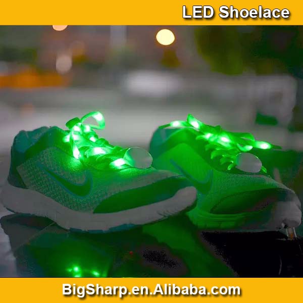 光主導の靴フラット靴紐を点滅led靴ひも簡単に使用するソフトナイロンsl006パーティーで客に配る飾り物-シューズデコレーション問屋・仕入れ・卸・卸売り