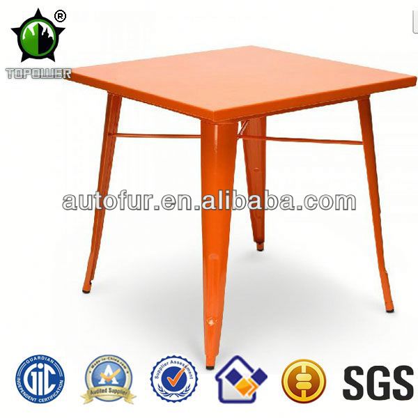 オレンジ色の鋼のダイニングルームのテーブルの金属家具のテーブル-金属製家具セット問屋・仕入れ・卸・卸売り