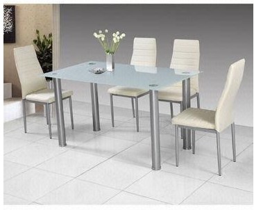 マレーシア一つのテーブルを持つシンプルなダイニングセットと椅子4脚-ダイニングルームセット問屋・仕入れ・卸・卸売り