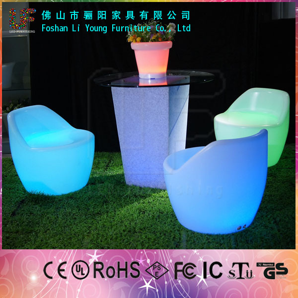 安いサロンの家具led照明使用されるバーのテーブルと椅子-プラスチック家具セット問屋・仕入れ・卸・卸売り