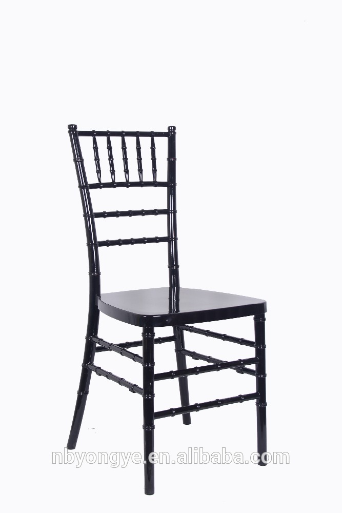 強化金属と樹脂黒塗り中心にあるコアキアヴァリ椅子-プラスチック製椅子問屋・仕入れ・卸・卸売り