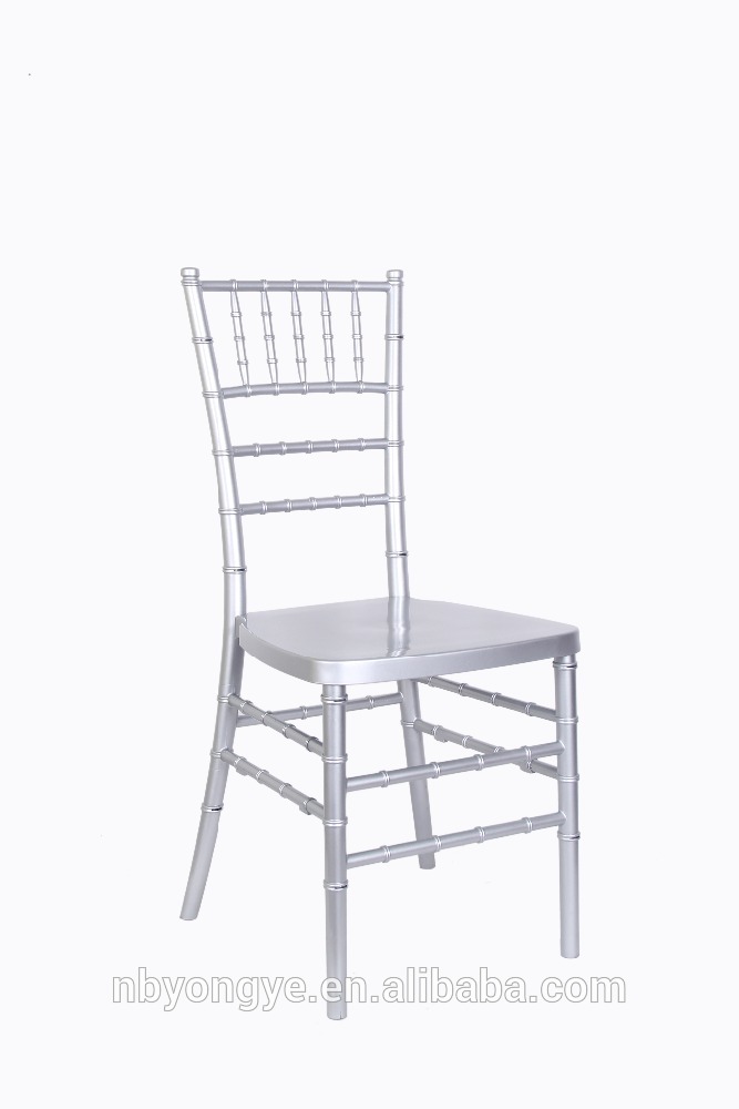 強化金属と銀塗装樹脂の中心にあるコアキアヴァリティファニーの椅子-プラスチック製椅子問屋・仕入れ・卸・卸売り