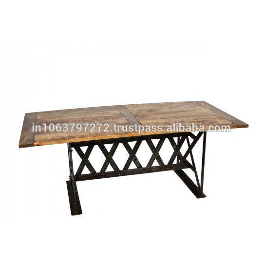 ウッド&アイアンダイニングテーブル-その他木製家具問屋・仕入れ・卸・卸売り