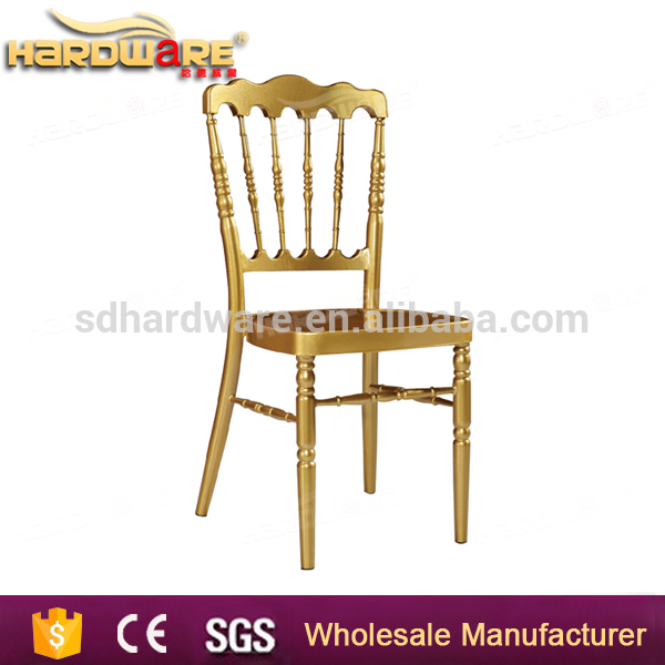 ホテルスタッキング白とゴールドアルミキアヴァリ椅子結婚式椅子-問屋・仕入れ・卸・卸売り