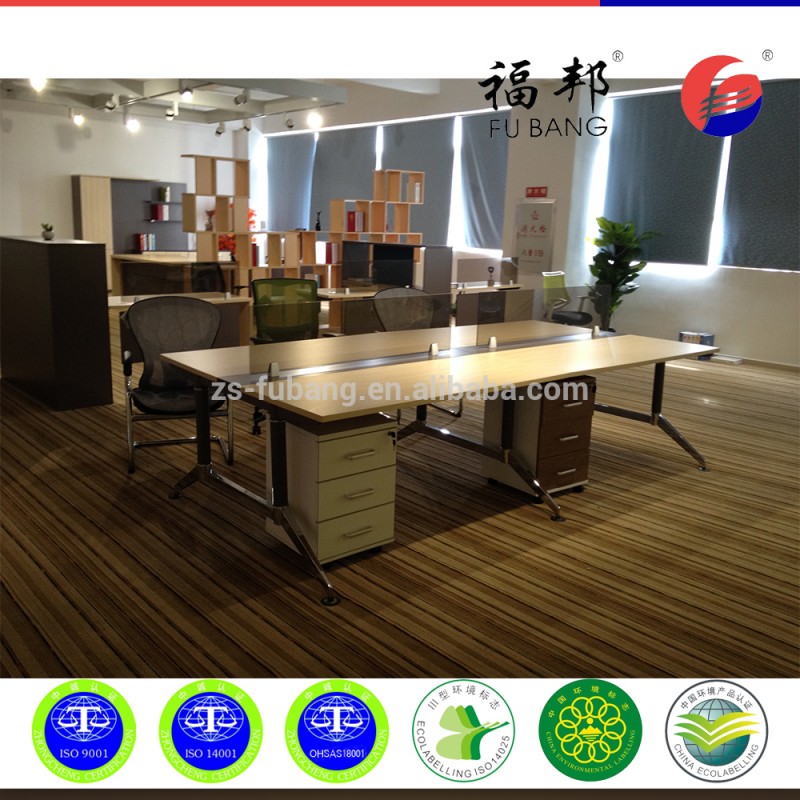名様のワークステーションデスクの画面4ガラス近代的なオフィスデスクオフィス家具-木製テーブル問屋・仕入れ・卸・卸売り