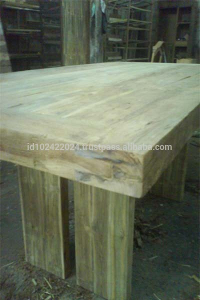 漂白チーク材のダイニングテーブル-木製テーブル問屋・仕入れ・卸・卸売り
