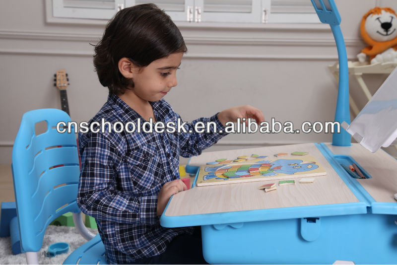 子供たちの机と椅子・小児家具- tj03-その他子供用家具問屋・仕入れ・卸・卸売り