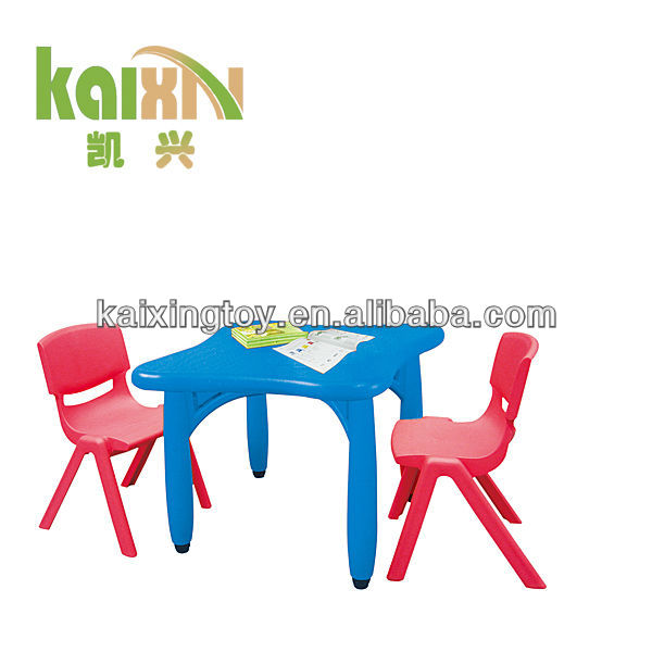 高品質の学校用家具幼稚園子供のプラスチック製のデスク-子供用テーブル問屋・仕入れ・卸・卸売り
