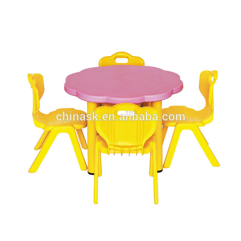 子供プラスチック四席明るいカラーフラワー形状ラウンドテーブルと椅子中国卸売-子供用テーブル問屋・仕入れ・卸・卸売り