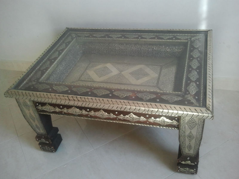 モロッコ伝統的な木材と金属製のテーブル-その他アンティーク家具問屋・仕入れ・卸・卸売り