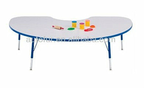 子供のスタディテーブルを足す-子供用テーブル問屋・仕入れ・卸・卸売り
