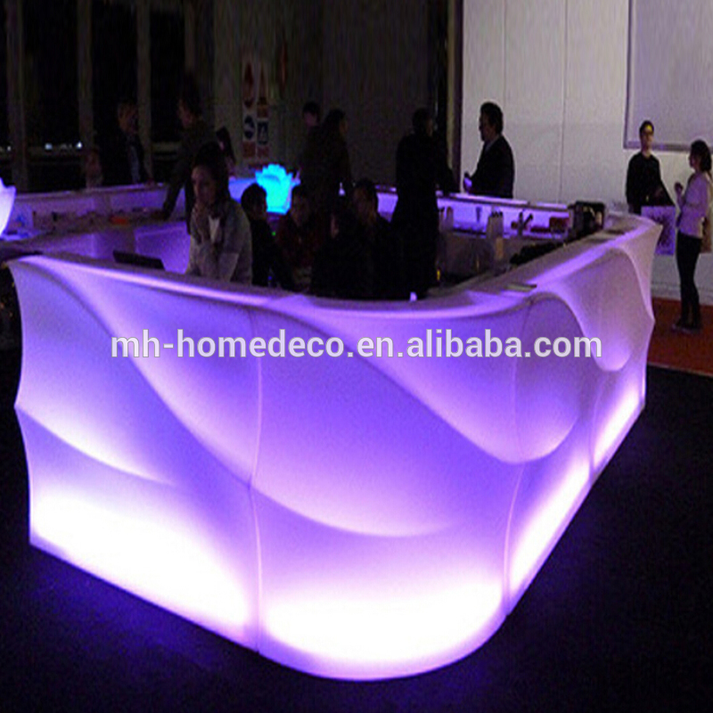 防水ウェーブ形状のバーテーブル光るled照明バーカウンター-プラスチックテーブル問屋・仕入れ・卸・卸売り
