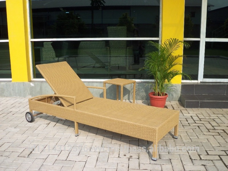 合成籐屋外ガーデン グランド sunlounger (付き アルミ フレーム)-問屋・仕入れ・卸・卸売り