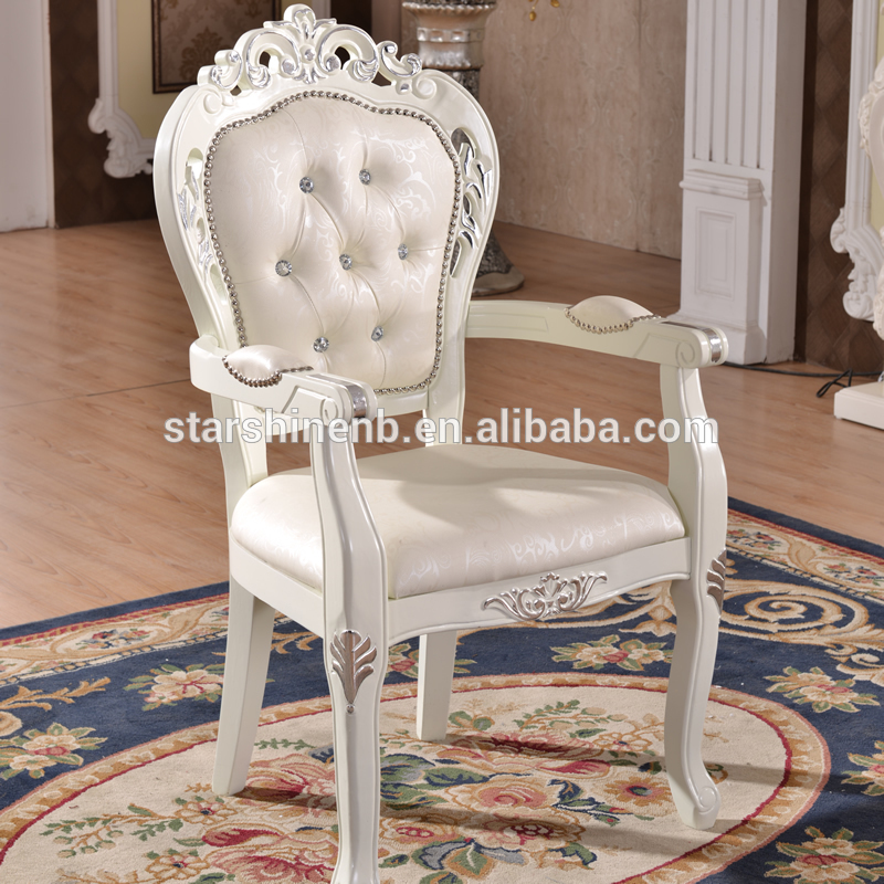 白いウェディング椅子イタリアを使用し、 美しく特別なダイニング-ダイニングチェア問屋・仕入れ・卸・卸売り