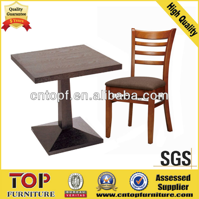 木製のコーヒーレストランのテーブルと椅子-レストラン用家具セット問屋・仕入れ・卸・卸売り
