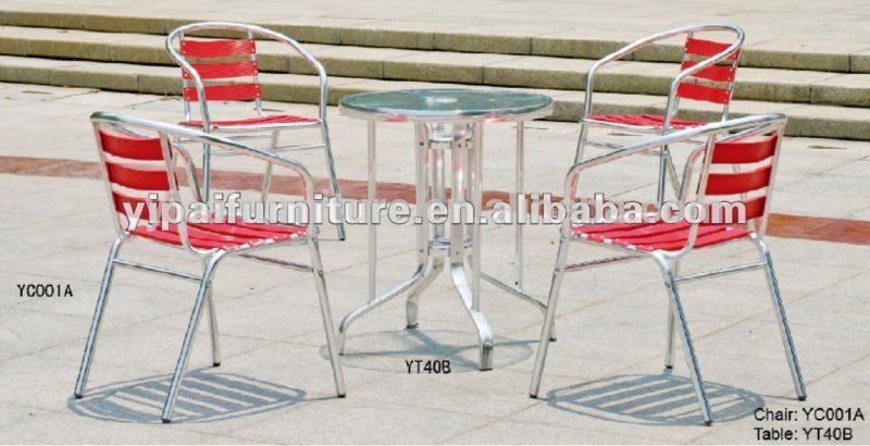 アルミテーブルと椅子セット付きレッドカラー用レストランYC001A、YT40B-金属製家具セット問屋・仕入れ・卸・卸売り
