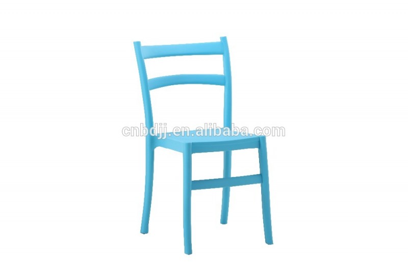 現代のレプリカ安いスタッカブルプラスチックレストランの椅子の家具のダイニングルームの椅子の販売のための-プラスチック製椅子問屋・仕入れ・卸・卸売り