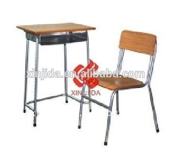 現代の学生の机と椅子-金属製テーブル問屋・仕入れ・卸・卸売り