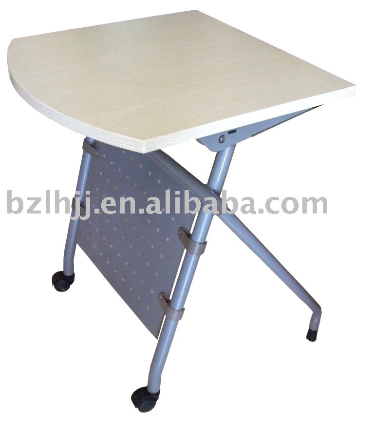 の学校のテーブル-その他金属製家具問屋・仕入れ・卸・卸売り