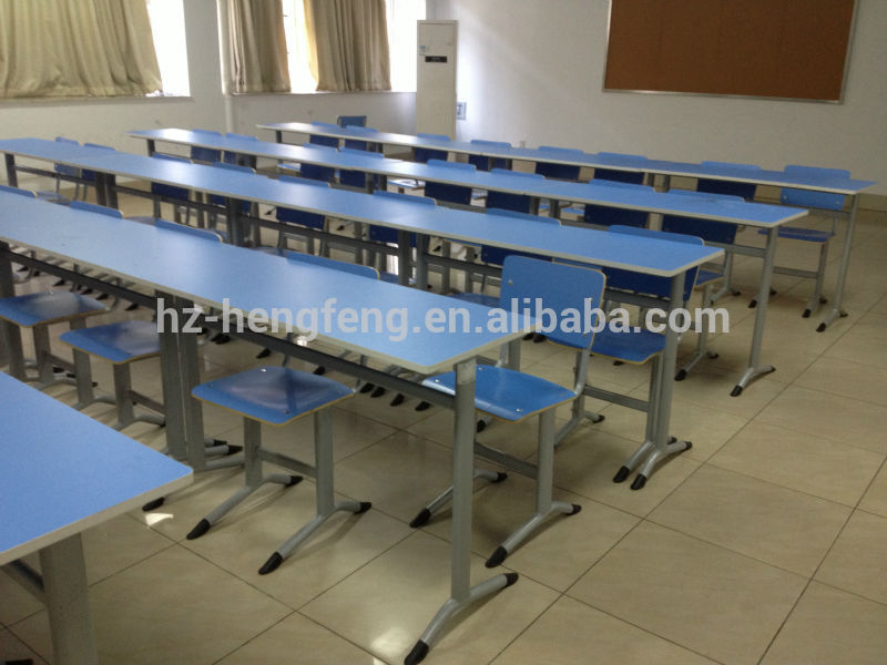 学校の教室での中学校の机と椅子の家具-金属製テーブル問屋・仕入れ・卸・卸売り