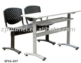 学校の机と椅子、 学校用家具、 鋼- 木製の学校机-学校用デスク問屋・仕入れ・卸・卸売り