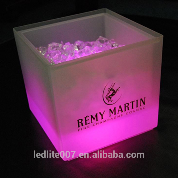 熱い販売rgb chaningアイスキューブバケットダブルウォールledビールバケット-その他プラスチック製家具問屋・仕入れ・卸・卸売り