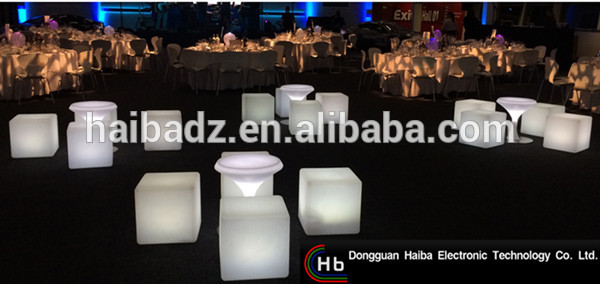 屋外ledライトアップキューブ家具プラスチック屋外ledライトバーキューブテーブル中国工場輸出-その他バー家具問屋・仕入れ・卸・卸売り