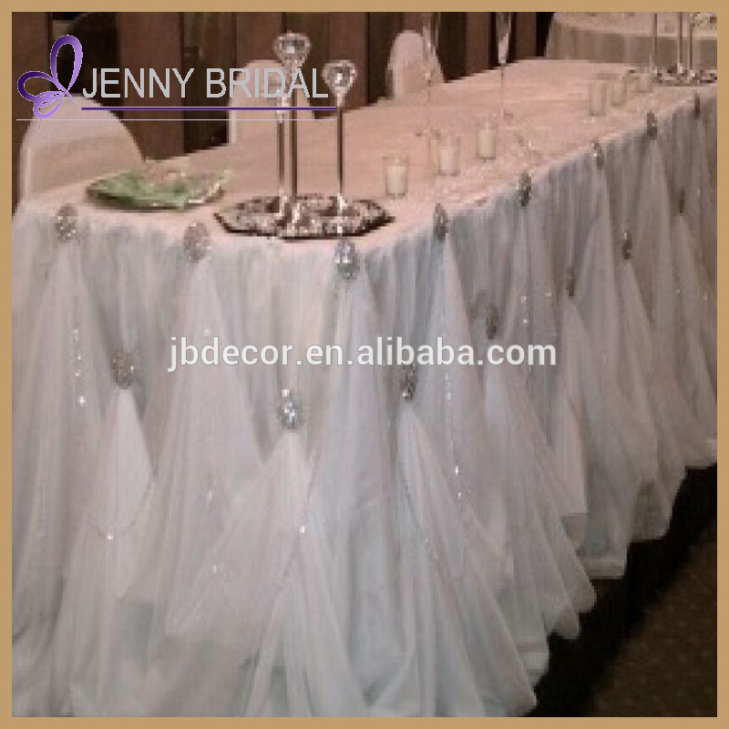 tc106b幅木、 白いテーブルを持ったデザイン装飾的なバックル集まったテーブルのスカート-テーブルクロス問屋・仕入れ・卸・卸売り