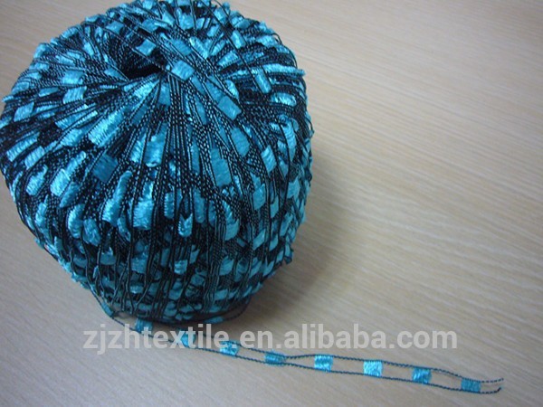 clotherとセーターの糸、 光の糸をニット-リサイクル糸問屋・仕入れ・卸・卸売り