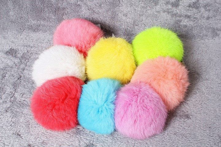 中国のウサギの毛皮ポンポンまみれ/衣服の付属品用ボール/keychian-毛皮問屋・仕入れ・卸・卸売り