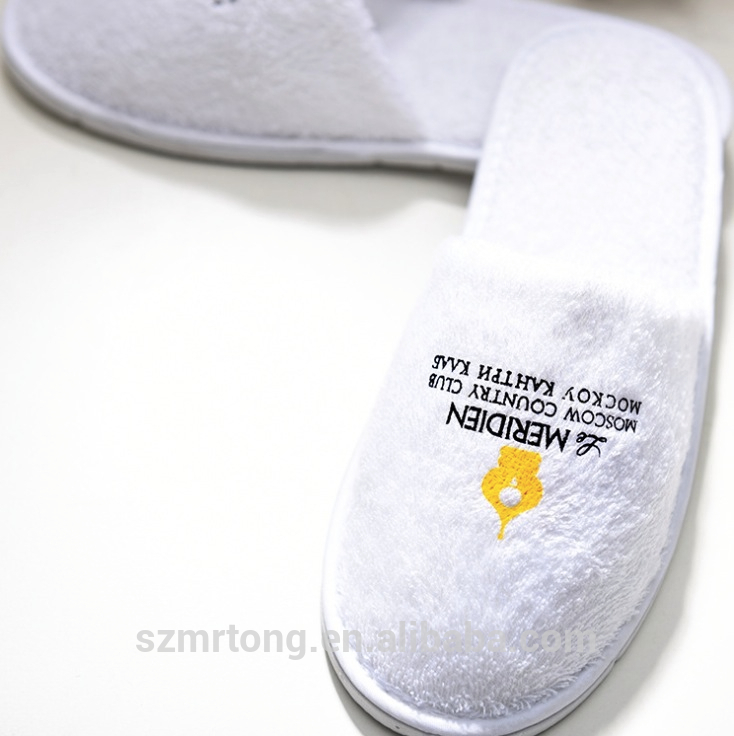 綿100％洗えるホテルロゴ刺繍付きスリッパ-ホテルアメニティー問屋・仕入れ・卸・卸売り
