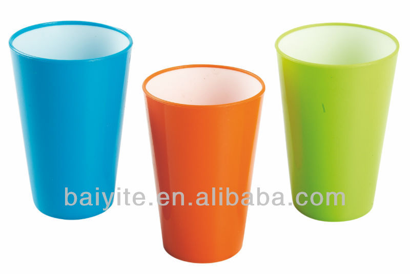 家庭用品プラスチックカップ、 レストランのための着色されたプラスチック製のトラベルカップ-カップ、ソーサー問屋・仕入れ・卸・卸売り