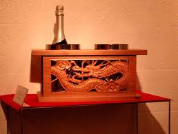 日本のワインクーラーで飾ら伝統木製ドラゴン形の彫刻用ホーム代理店を探して安い赤ワイン-問屋・仕入れ・卸・卸売り