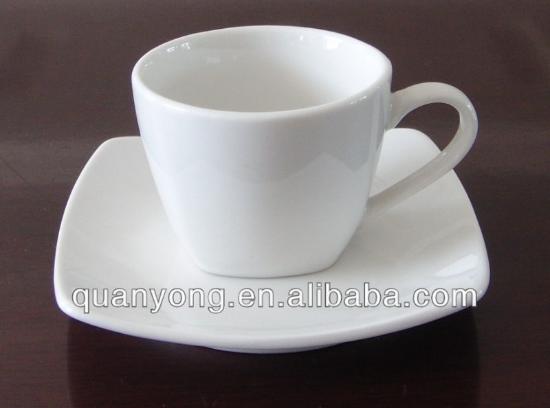 正方形のコーヒーカップ& ソーサー-皿類問屋・仕入れ・卸・卸売り