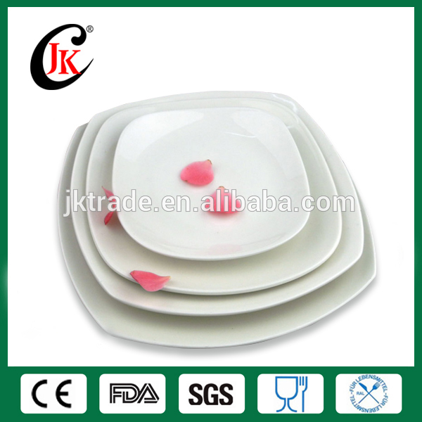 中国卸売バルクエレガントな白い磁器の正方形のディナープレートプレートレストランの結婚式-皿類問屋・仕入れ・卸・卸売り