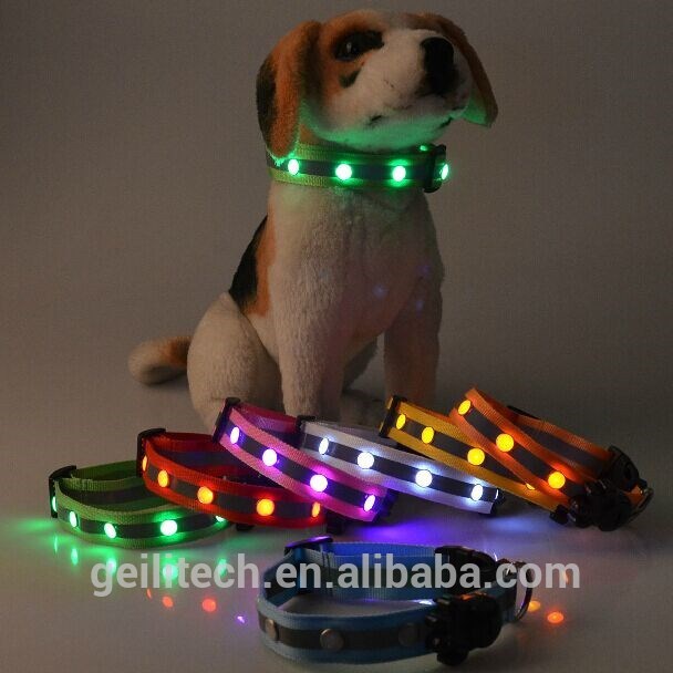 すてきなled点滅ペットの犬と猫の首輪調節可能な光を反射して7色-首輪、リード問屋・仕入れ・卸・卸売り