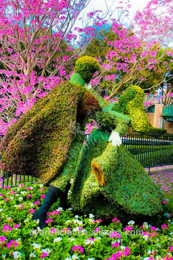 庭彫刻草王子と王女人工トピアリー動物/グリーン彫刻用公園-人工芝問屋・仕入れ・卸・卸売り