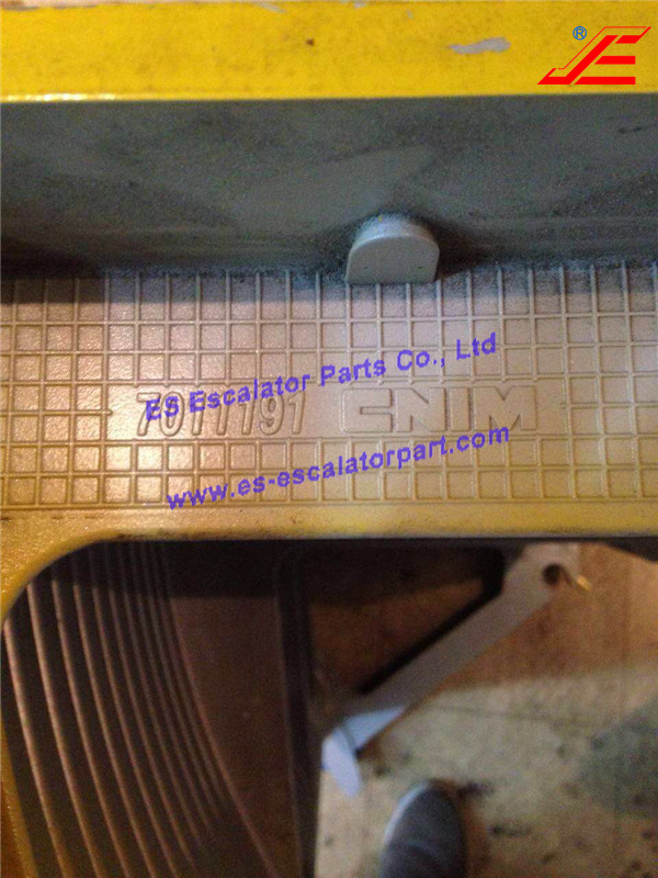 7011191、イエロー境界、cnimエスカレーターステップ、エスカレーターステップ用cnim問屋・仕入れ・卸・卸売り