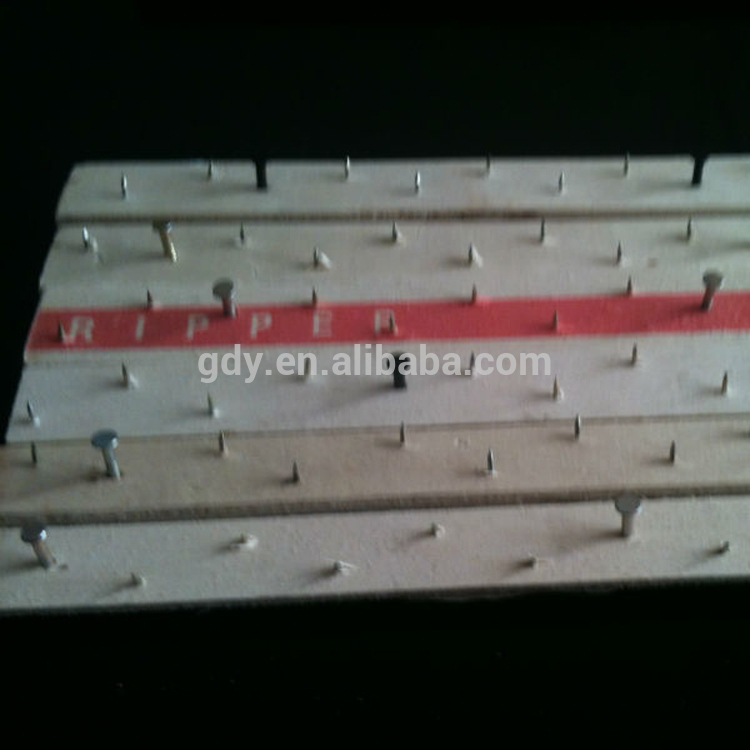 カーペットのグリッパー合板滑らかなエッジ/カーペットタックストリップ中国のサプライヤーから問屋・仕入れ・卸・卸売り