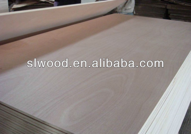 Okoume合板用2ミリメートル- 30ミリメートルfurnitue( bb/bb、 bb/cc、 cc/dd) のlywood安いokoume問屋・仕入れ・卸・卸売り